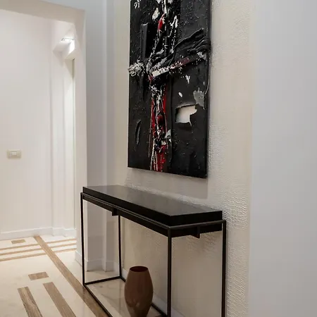 Апартаменти Apartment1 Бухарест