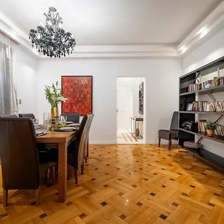 Апартаменти Apartment1 Бухарест