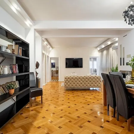 Apartment1 Апартаменти