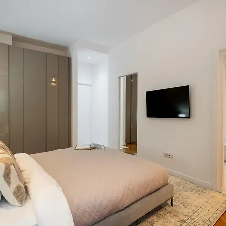 Apartment1 * Bucureşti
